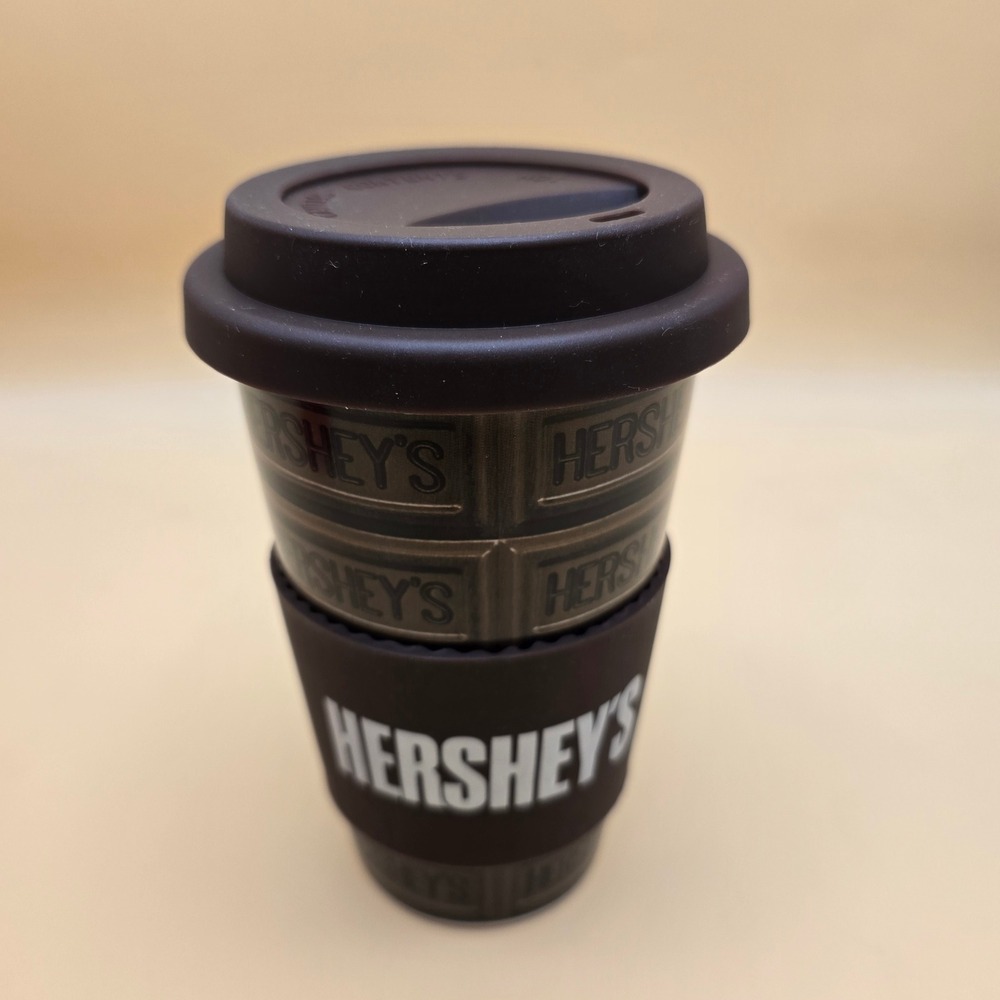 Hershey's Chocolate Bar Ceramic Travel Mug‎ Silicone Lid Sleeve Galerie Brown